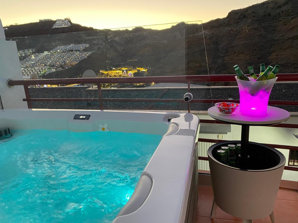 Villa Mogan Mall, Con Jacuzzi Y Playstation 5 プエルトリコ エクステリア 写真